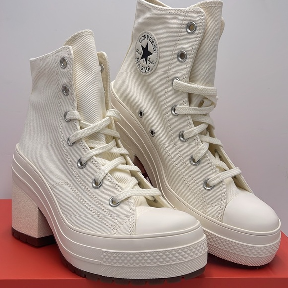 Converse WMNS CHUCK 70 DE LUXE HEEL HI EGRET/EGRET/BLACK A05348C Platform Snkrs - Picture 4 of 16